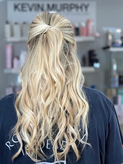 Ombre Salon