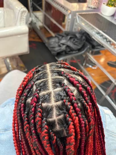 Zee's Hair Braiding